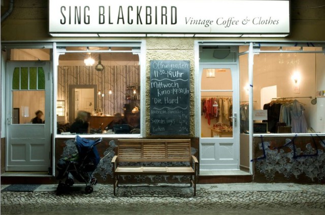 No Sing Blackbird, você pode tomar um bom café e fazer compras (Fonte: Yelp)