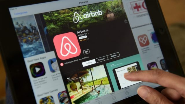 Airbnb é portal bastante utilizado por quem prefere pagar menos por locação de imóveis em todo o mundo. (Foto: Stern)